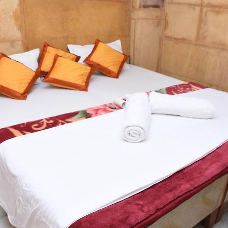 Rumi'S Home Stay Jaisalmer Ngoại thất bức ảnh