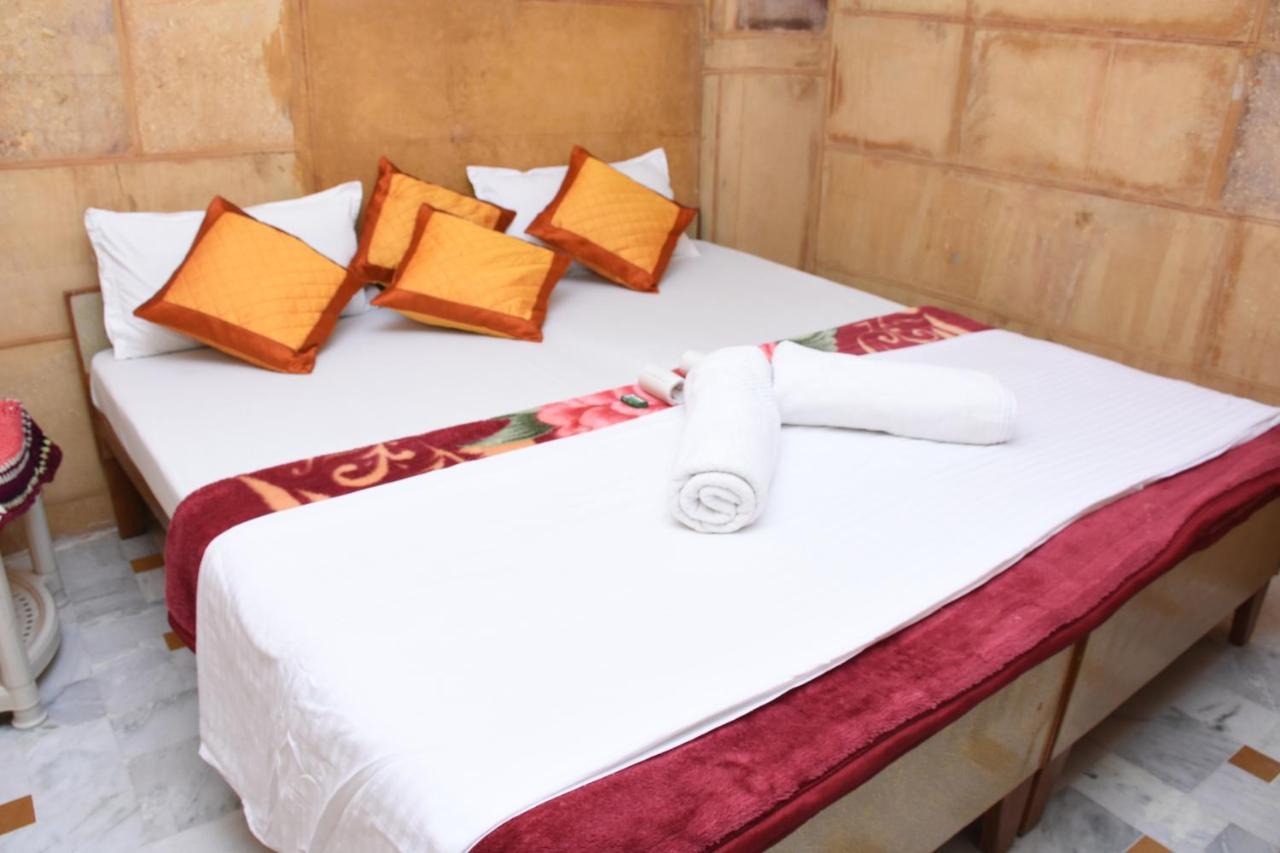 Rumi'S Home Stay Jaisalmer Ngoại thất bức ảnh