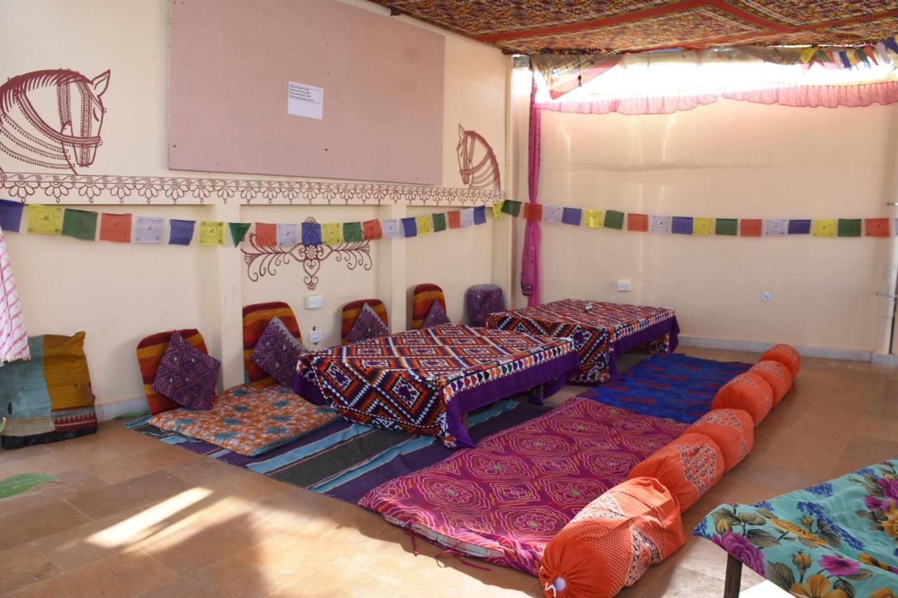 Rumi'S Home Stay Jaisalmer Ngoại thất bức ảnh